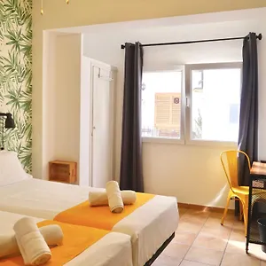 https://nanit-rooms-ibiza.ibizaislandhotels.net